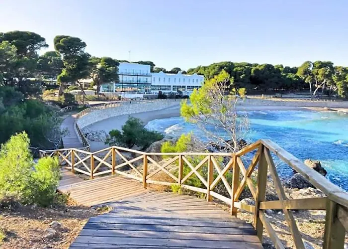 Mestral 1-1 L' Escala